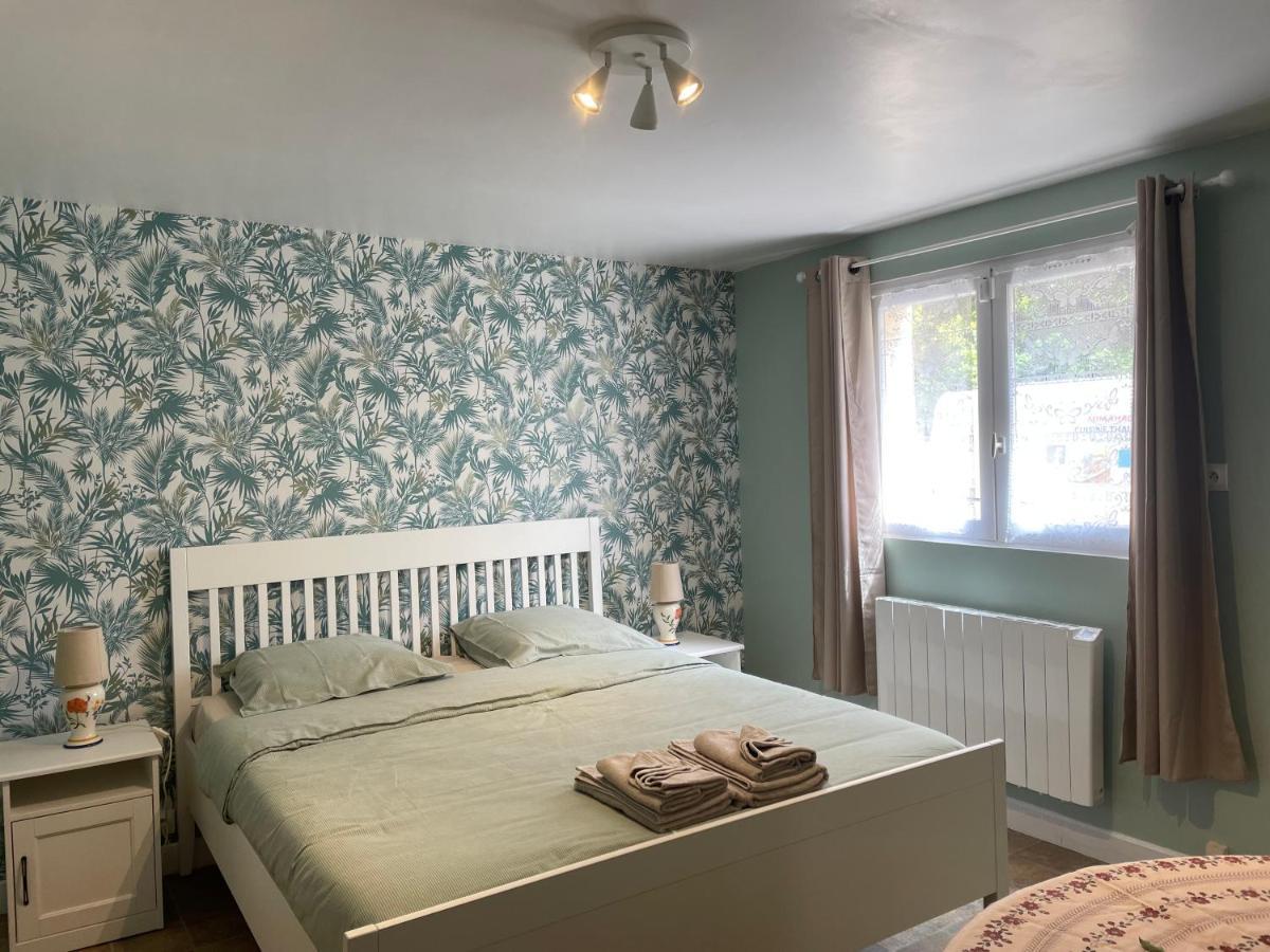 Chambre Independante Bed & Breakfast Lalinde Exterior photo